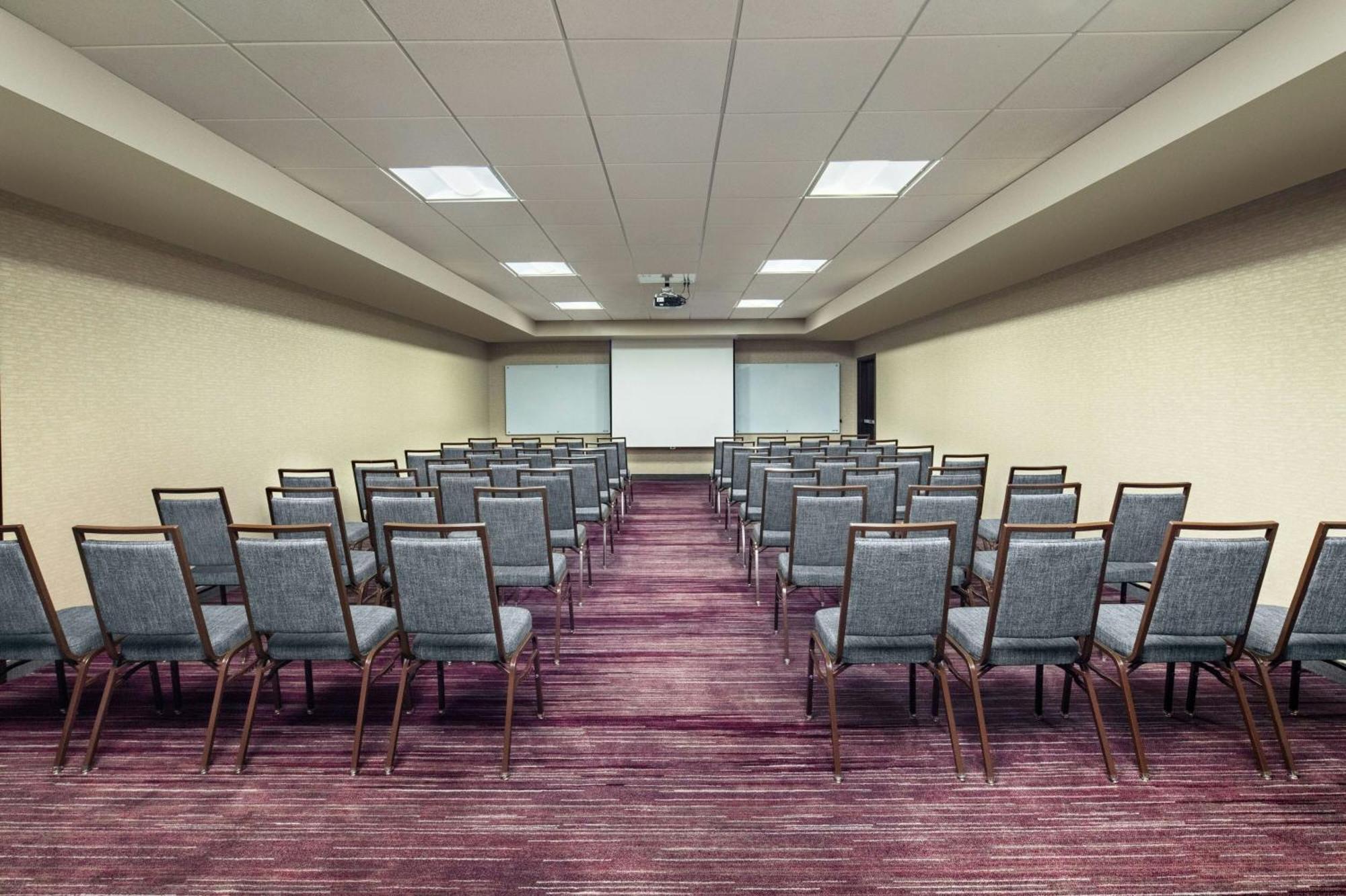 Courtyard By Marriott Dayton North Hotel Ngoại thất bức ảnh
